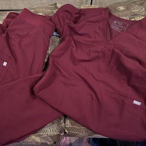 Figs Scrub Set Maroon Size S